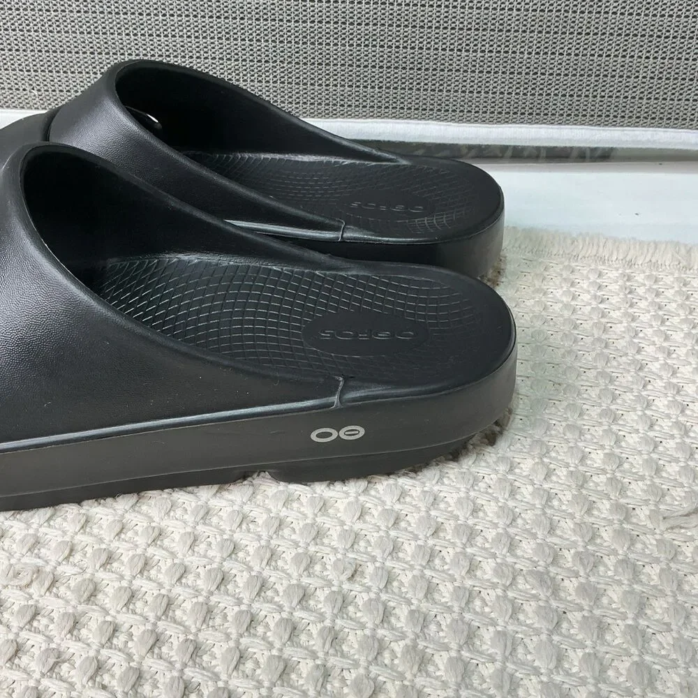 OOFOS slides ooahh